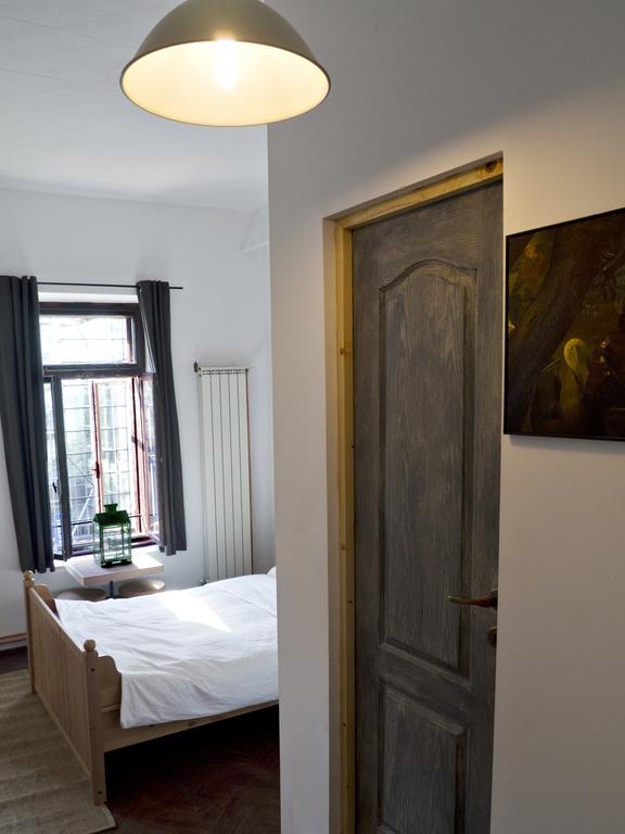 Victoria Poshtel Bucharest Hostel Eksteriør bilde
