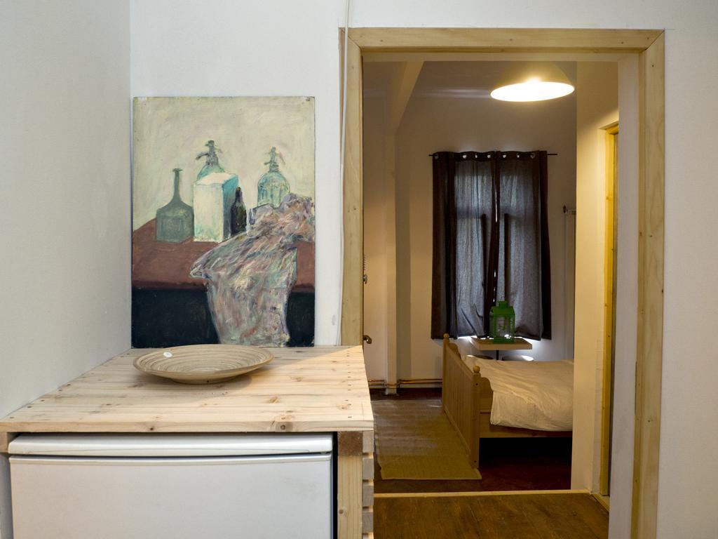 Victoria Poshtel Bucharest Hostel Eksteriør bilde