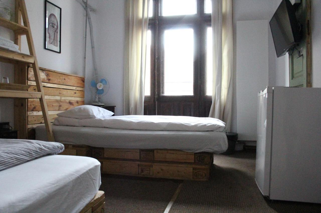 Victoria Poshtel Bucharest Hostel Eksteriør bilde