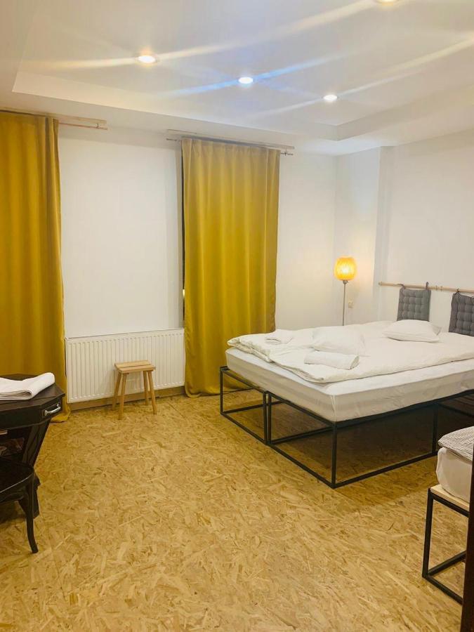 Victoria Poshtel Bucharest Hostel Eksteriør bilde